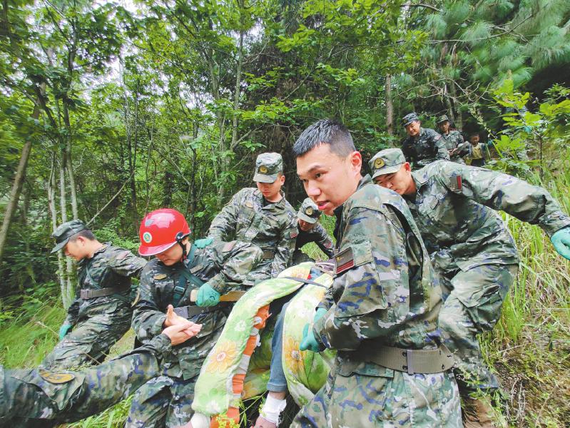 9月6日，武警.jpg