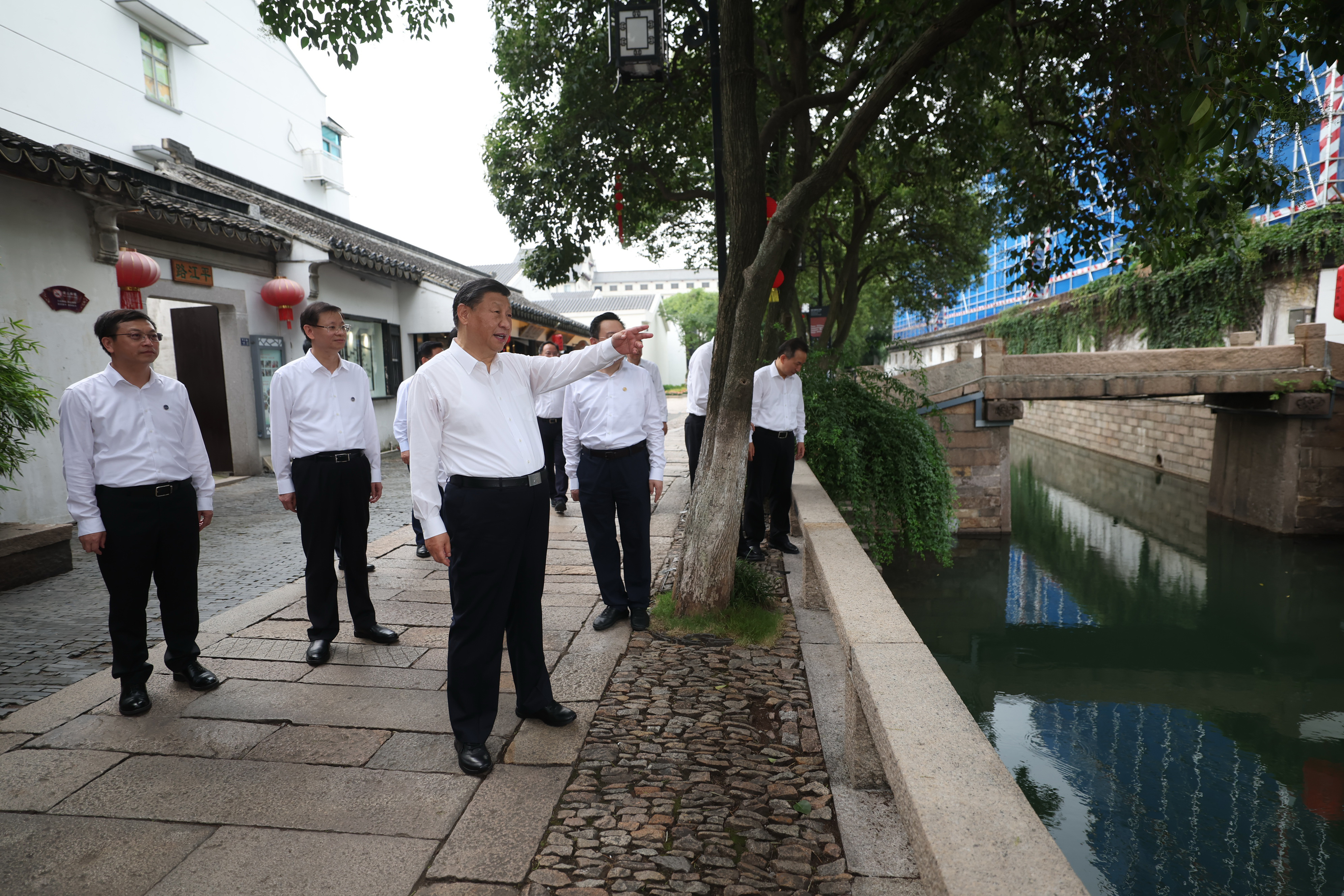 2023年7月6日，習近平在蘇州平江歷史文化街區考察。