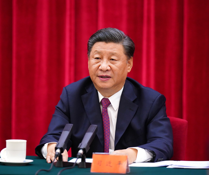 2020年9月3日下午，中共中央、國務(wù)院、中央軍委在北京人民大會(huì )堂舉行座談會(huì )，紀念中國人民抗日戰爭暨世界反法西斯戰爭勝利75周年。中共中央總書(shū)記、國家主席、中央軍委主席習近平出席座談會(huì )并發(fā)表重要講話(huà)。新華社記者 謝環(huán)馳 攝